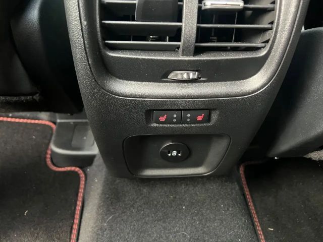 Ford Kuga Plug in Hybrid ST Line X