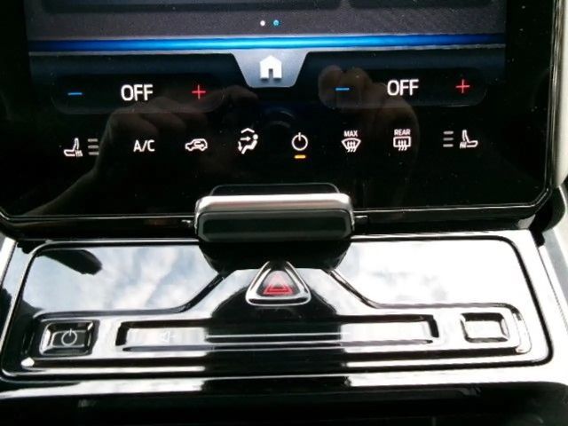 Ford Explorer Extended range RWD