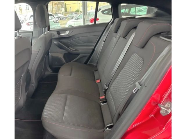 Ford Focus EcoBoost ST Line Wagon