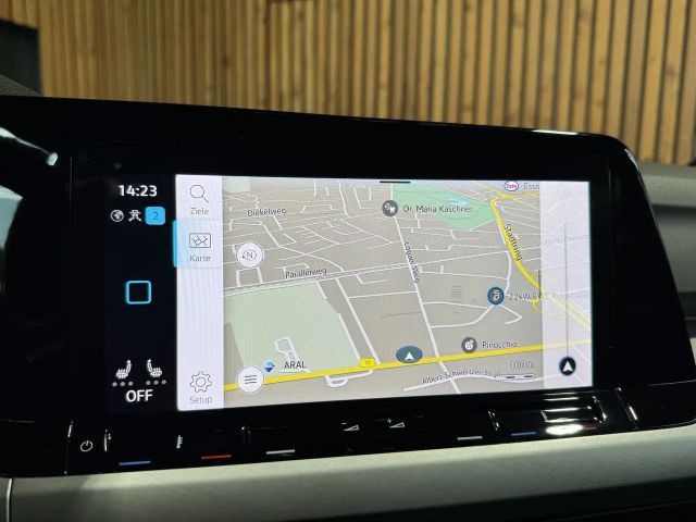 Volkswagen Golf DSG Life Variant