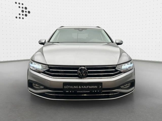 Volkswagen Passat 1.5 TSI Business DSG Variant