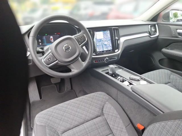 Volvo V60 Core