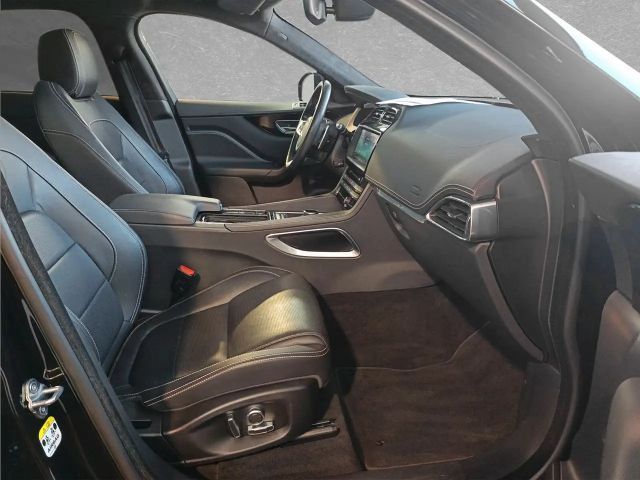 Jaguar F-Pace R-Sport