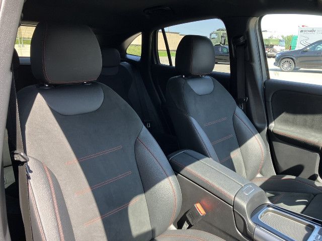 Mercedes-Benz EQA 300 4MATIC