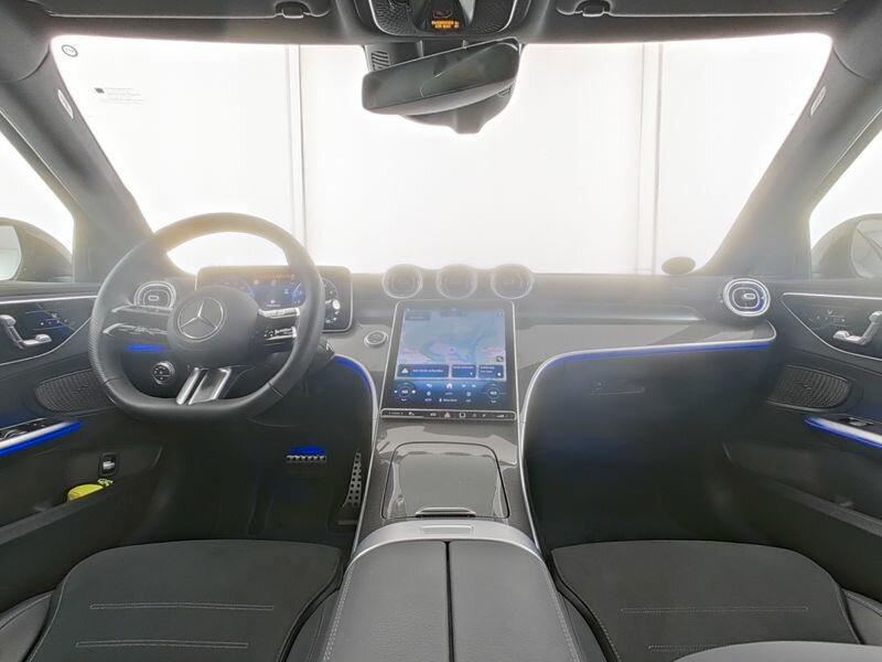 Mercedes-Benz C 200 AMG Line Sedan