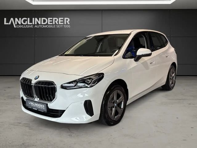 BMW 220 220i Active Tourer