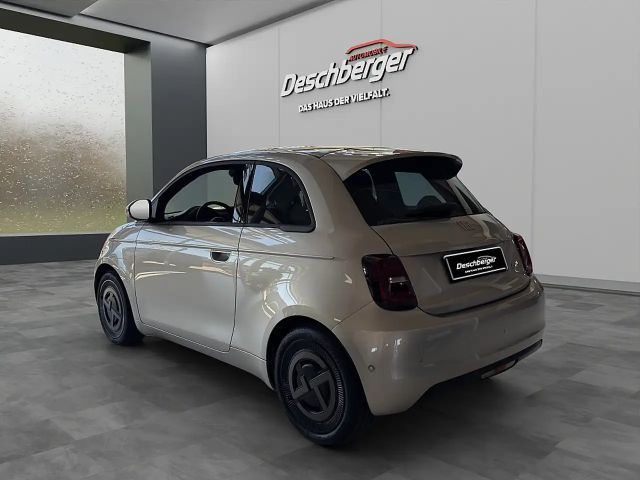 Fiat 500e 42 kWh