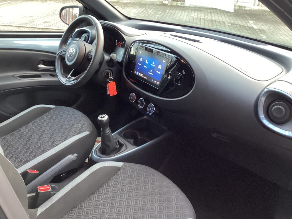 Toyota Aygo X 5-deurs Basis