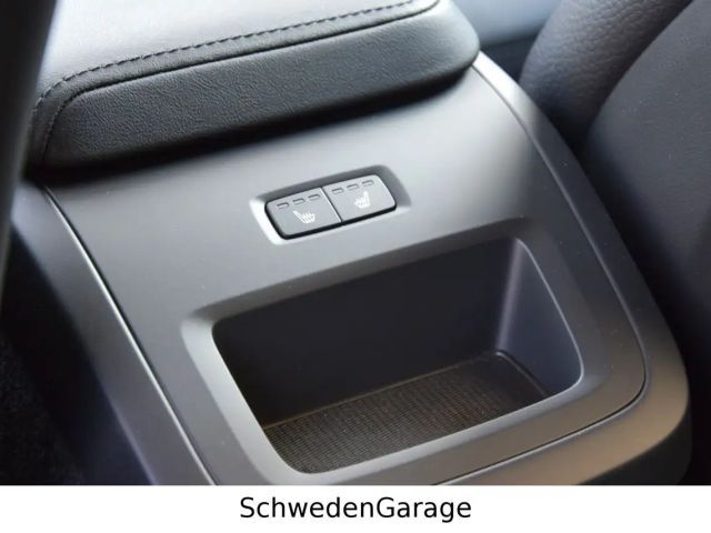 Volvo XC60 Dark Plus