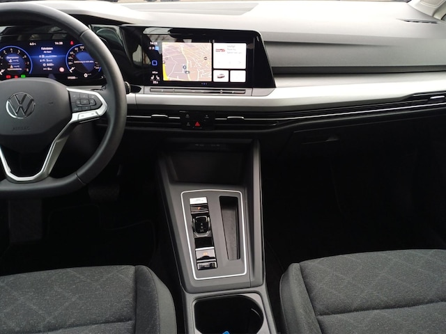 Volkswagen Golf Life Variant