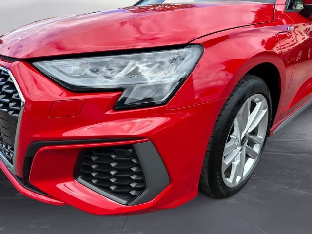 Audi A3 Hybride S-Line Sedan