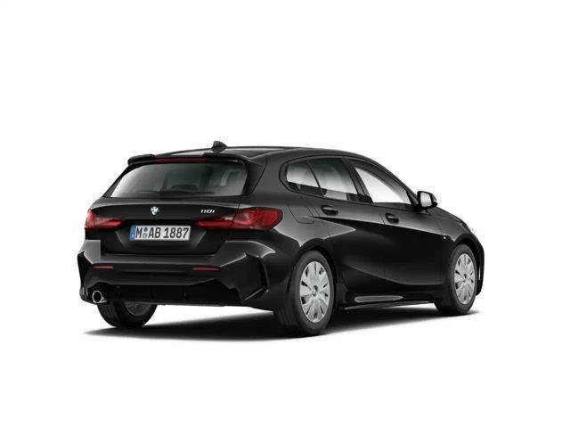 BMW 118 Sedan