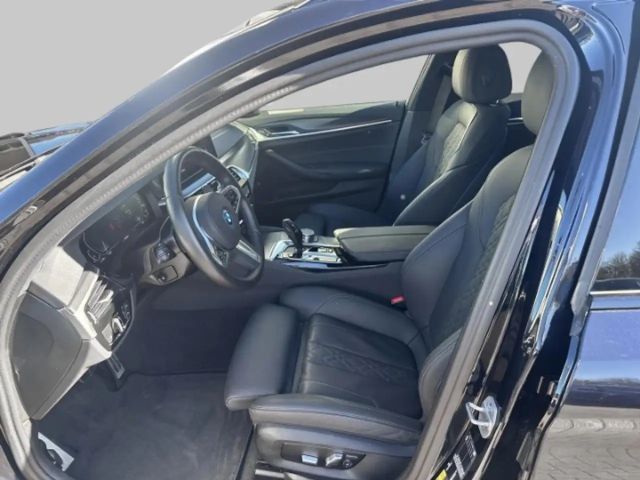 BMW 530 530e M-Sport Touring