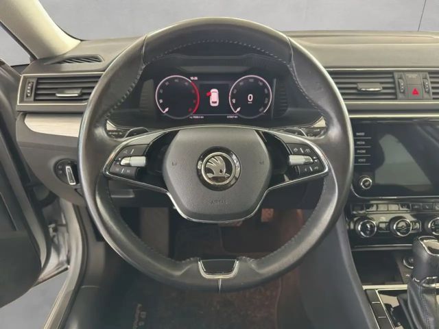 Skoda Superb 2.0 TDI Ambition Combi