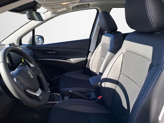 Suzuki S-Cross AllGrip Flash Hybrid