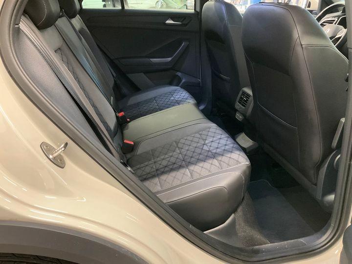 Volkswagen T-Roc 1.5 TSI DSG R-Line