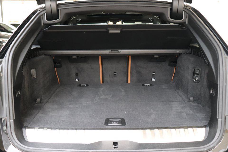 BMW 530 530e Touring