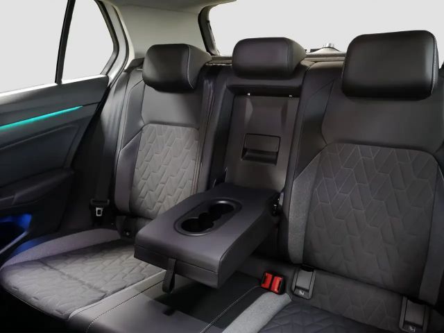 Volkswagen Golf DSG Life