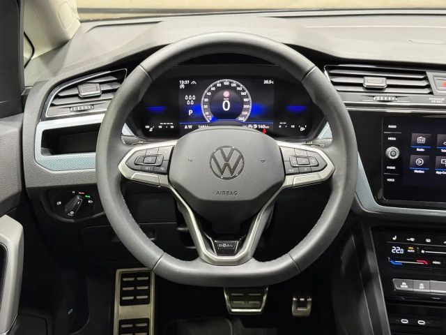 Volkswagen Touran 1.5 TSI DSG