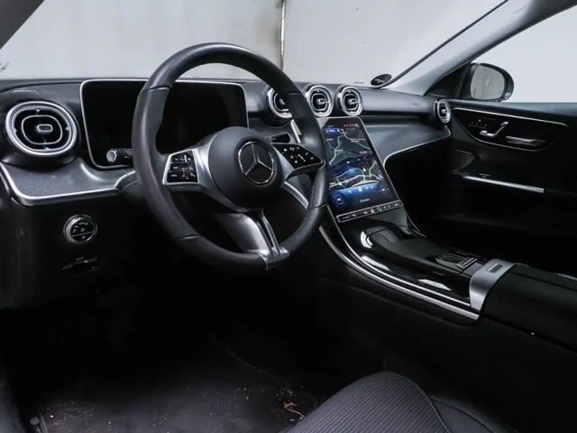 Mercedes-Benz C 180 Sedan