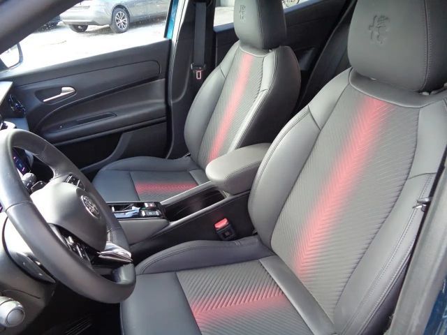 Alfa Romeo Junior Ibrida