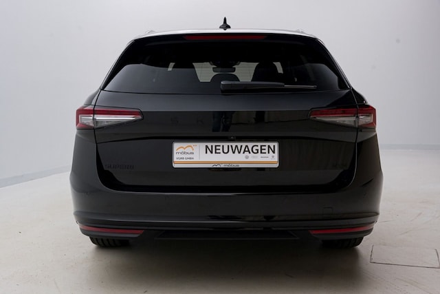 Skoda Superb 2.0 TDI Combi Sportline