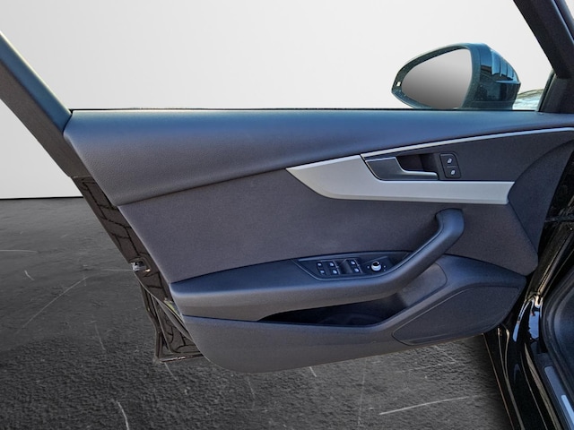 Audi A4 40 TDI Avant S-Tronic