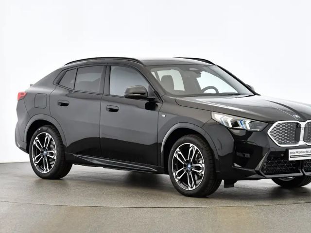 BMW iX2 eDrive20