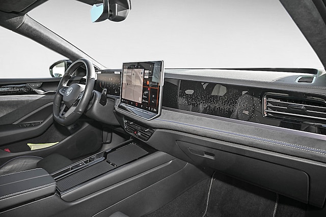 Volkswagen Passat DSG R-Line