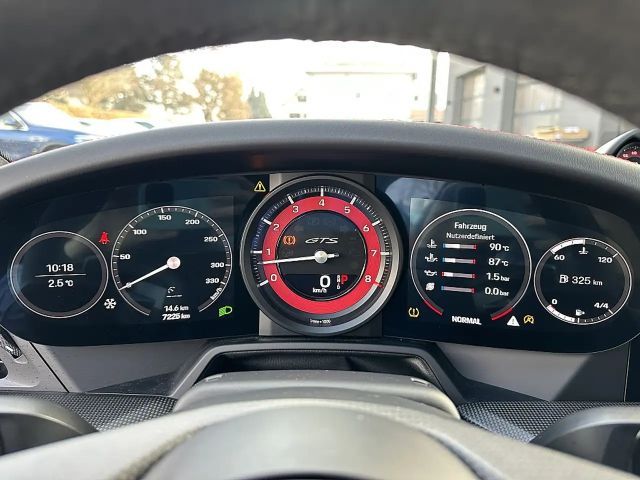 Porsche 911 Carrera Coupé GTS