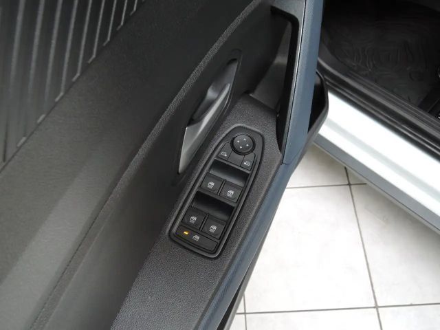 Dacia Duster 1.6  140 Full-Hybrid Automatik SHZ,Kamera