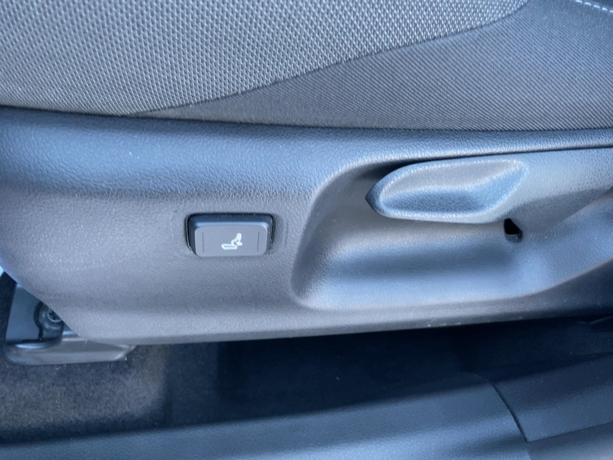 Toyota C-HR 5-deurs Plus