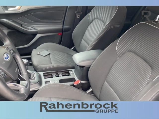 Ford Focus EcoBoost Style Titanium Wagon