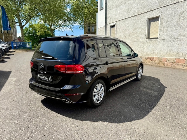 Volkswagen Touran 1.5 TSI Move Sportpaket Navi Digitales Cockpit LED
