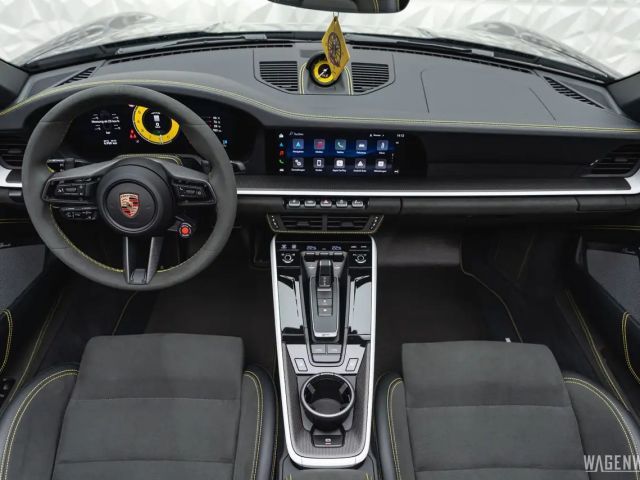 Porsche 992 4 Cabrio GTS Targa Turbo