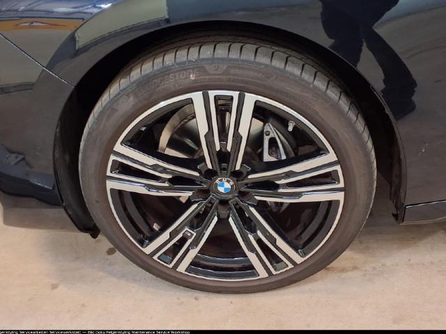 BMW 740 740d M-Sport Sedan xDrive