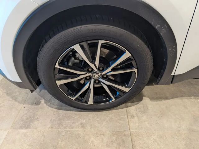 Toyota C-HR Hybride Plug-in Team D