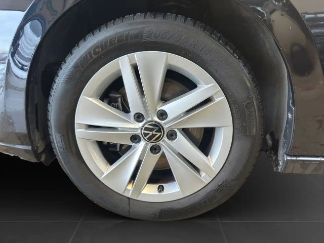 Volkswagen Golf 1.5 TSI Life