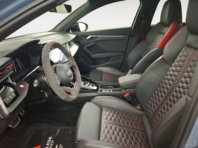 Audi RS3 Quattro S-Tronic Sedan