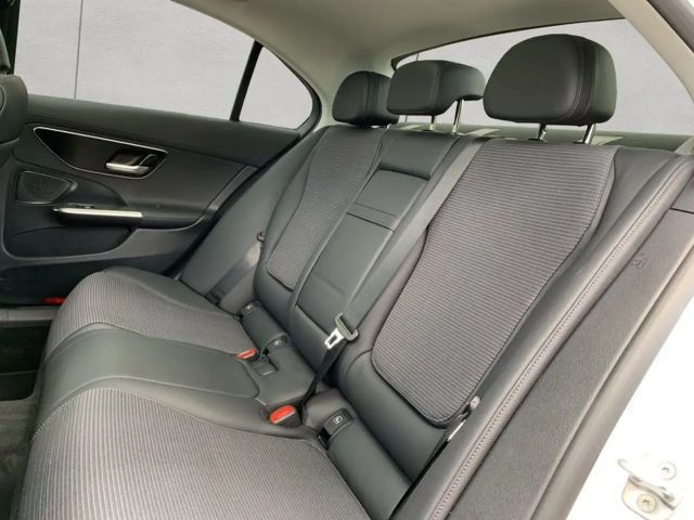 Mercedes-Benz C 300 Sedan