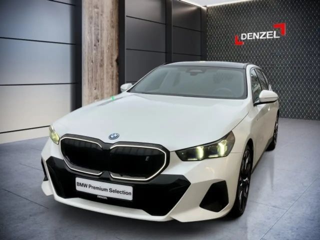 BMW i5 xDrive40 Touring