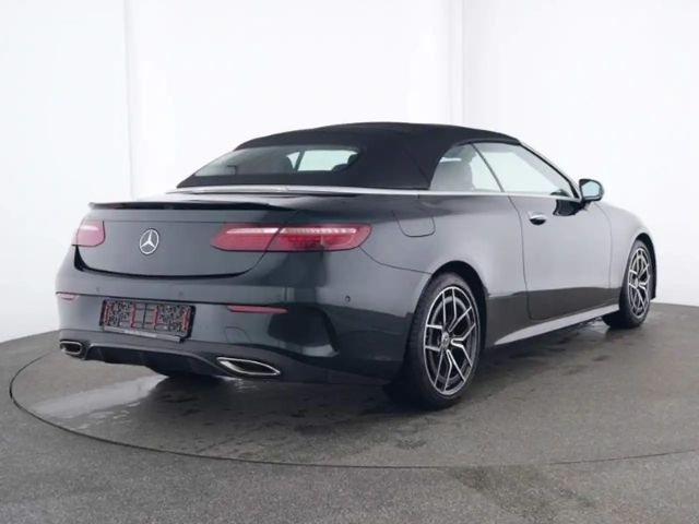 Mercedes-Benz E 200 AMG Line Cabriolet