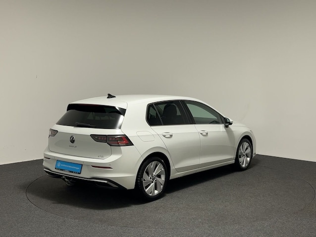 Volkswagen Golf 1.5 eTSI Golf VIII