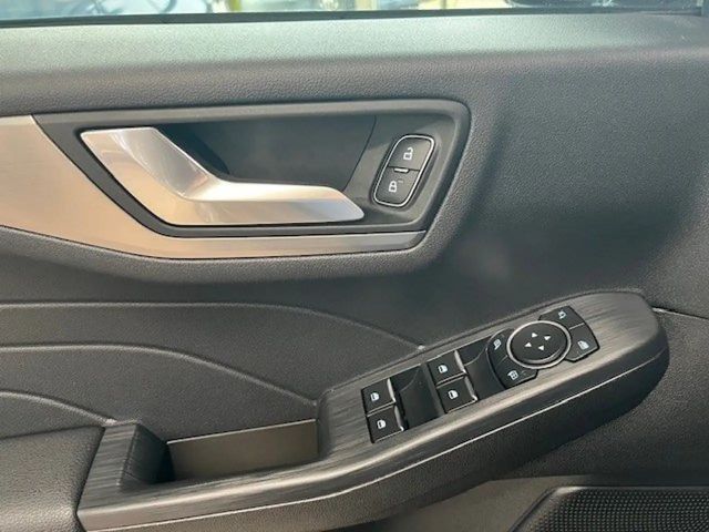 Ford Kuga Plug in Hybrid Titanium X