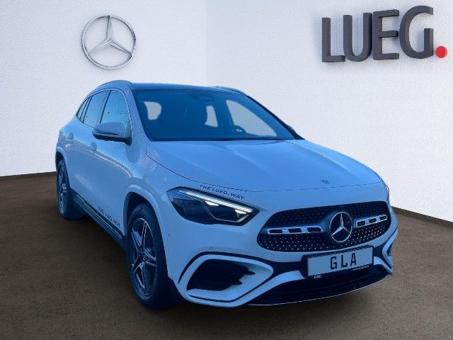 Mercedes-Benz GLA 200 AMG Line