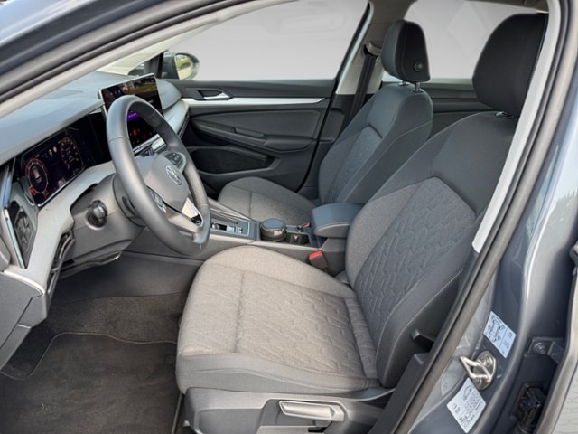 Volkswagen Golf 1.5 eTSI DSG Golf VIII