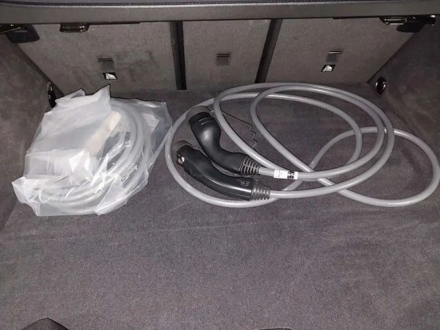 BMW 330 330e M-Sport Touring