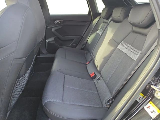 Audi A3 30 TDI S-Tronic Sedan