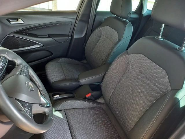Opel Crossland X 1.2 Turbo Elegance