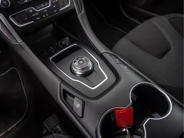 Ford Mondeo Titanium